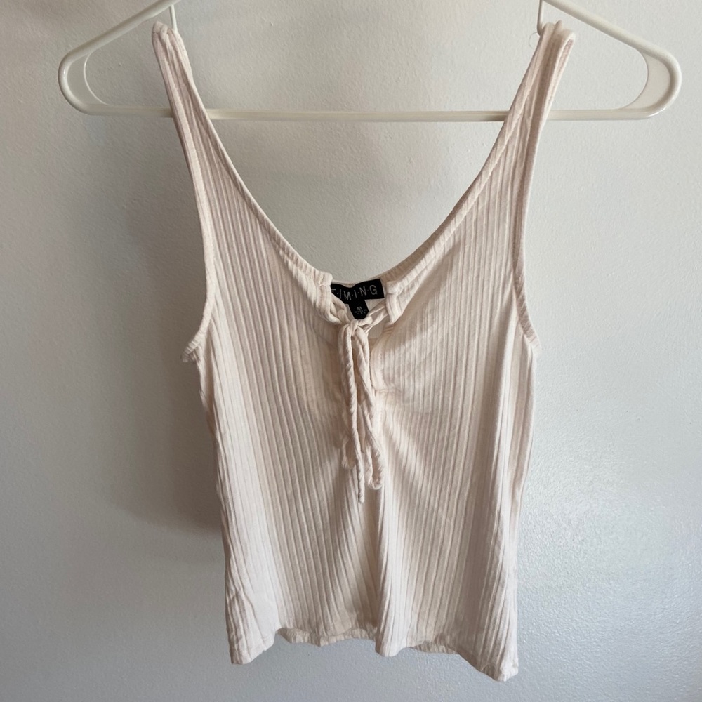 Light pink tank top/crop top